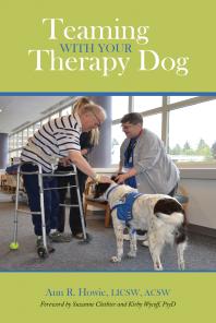 Cover art of Teaming With Your Therapy Dog by Ann R. Howie